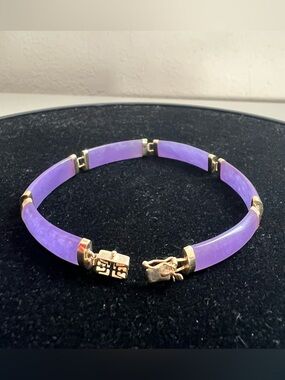 14K 585 Solid Gold Lavender Jade Purple Bracelet 7 Inches